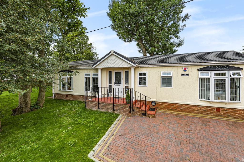 Yeomans Way, Pilgrims Retreat... 2 bed mobile home £150,000