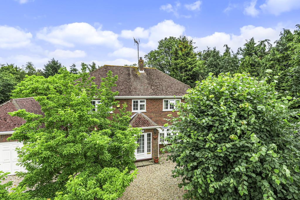 Charing Heath Road, Charing 4 bed detached house £775,000