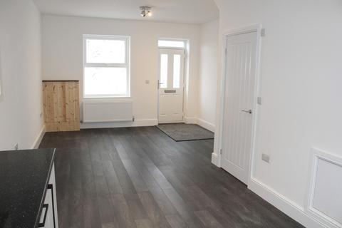 2 bedroom terraced house for sale - Oldham Road, Royton, Oldham
