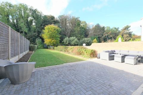 20 Repton Road, Orpington, BR6 9HS