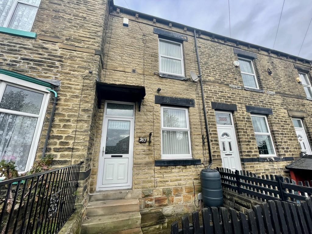 Healey Lane, BATLEY, West Yorkshire 2 bed terraced house to rent £750
