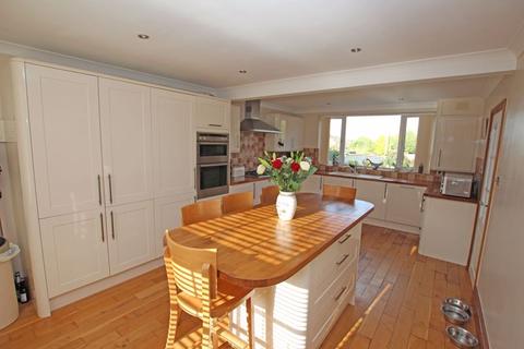 42 Cooper Lane, Laceby, Grimsby, DN37 7AX