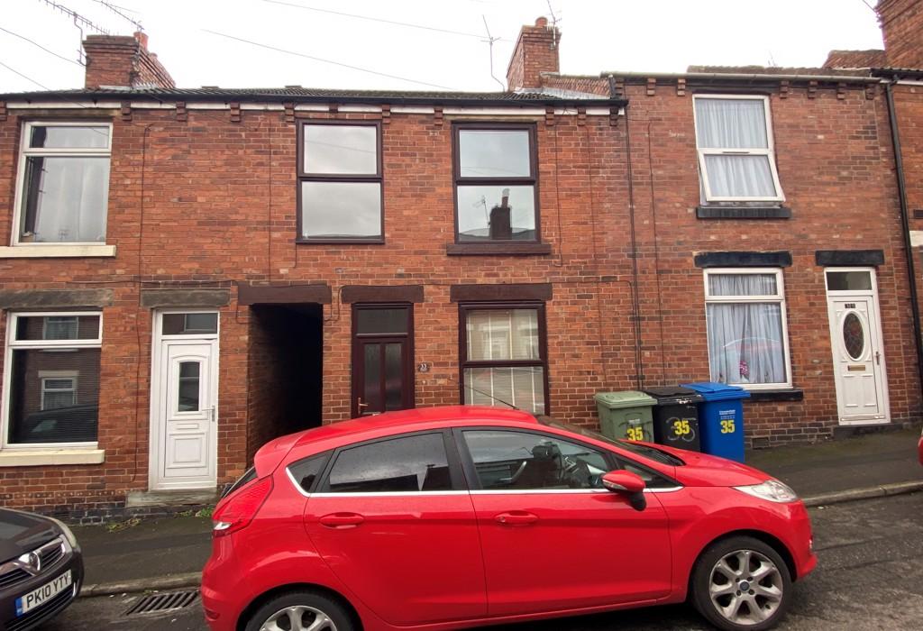 Nelson Street, Chesterfield, Derbyshire 3 bed terraced house £600 pcm (£138 pw)
