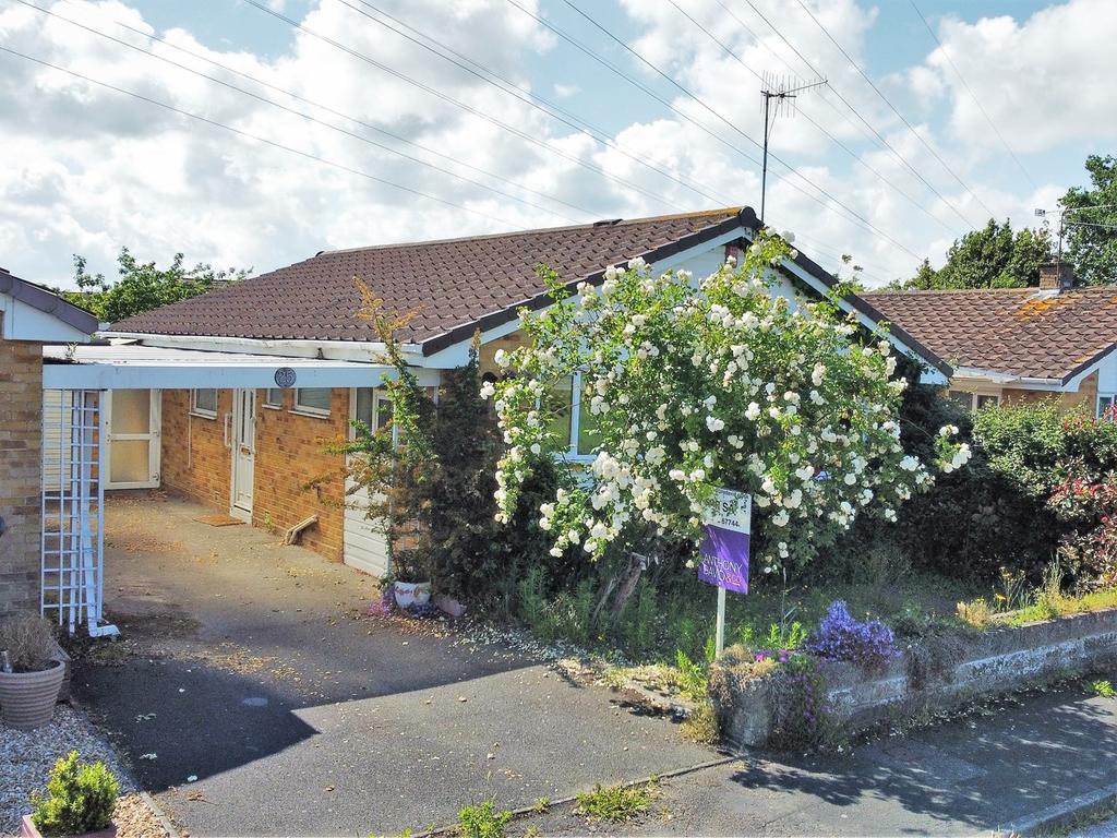 Harkwood Drive, Hamworthy, POOLE, BH15 3 bed detached bungalow £350,000