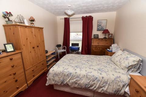 99 Almond Road, Cumbernauld, Glasgow, G67 3LT