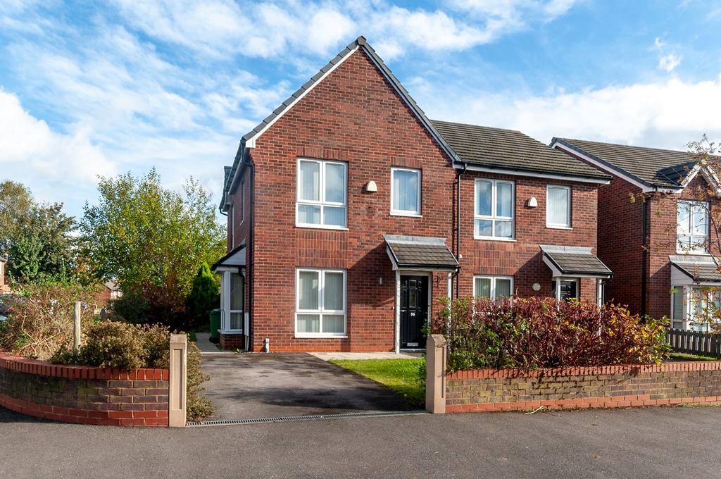 Borron Road, NewtonleWillows, WA12 2 bed semidetached house £75,000