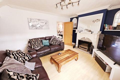 3 bedroom semi-detached house for sale, Dunslade Road, Erdington, Birmingham, B23 5LP