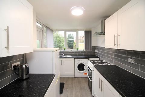 8 Bescar Brow Lane, Scarisbrick, Ormskirk, L40 9QG