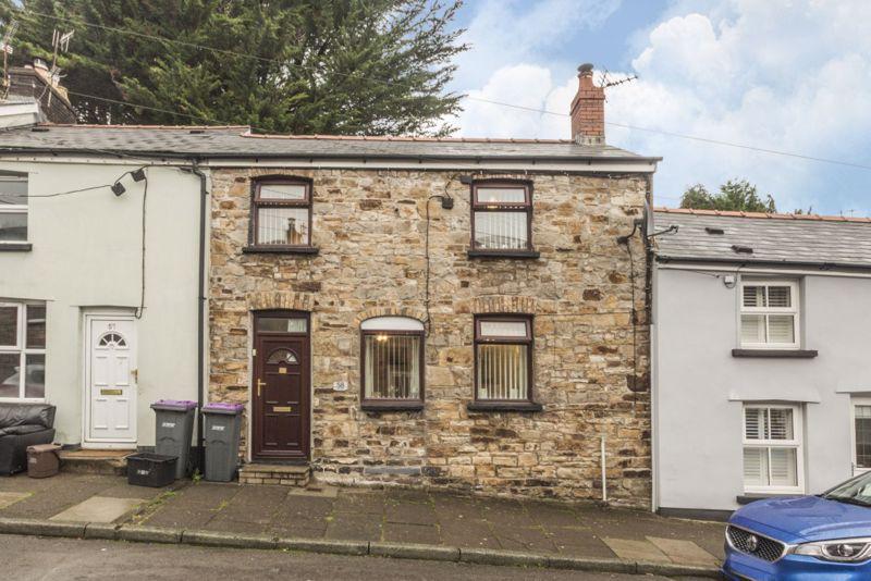High Street, Abersychan REF 00015933 2 bed terraced house £130,000