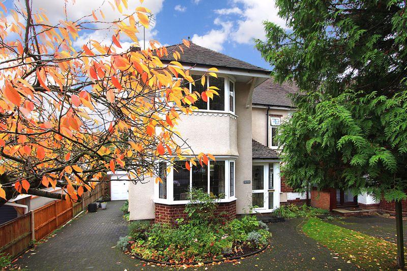 CODSALL, Lansdowne Avenue 4 bed semidetached house £450,000
