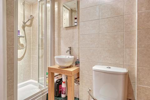 30 Back Lane, Horsforth, Leeds, LS18 4RF