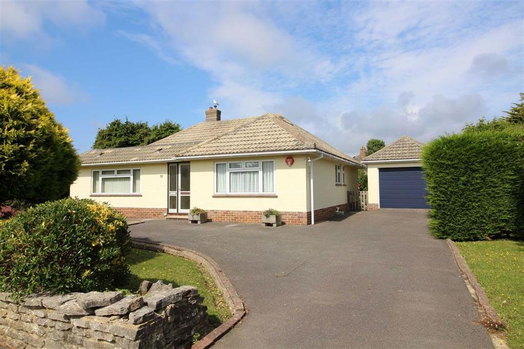 Orchard Grove, New Milton, Hampshire 2 bed detached bungalow - £600,000