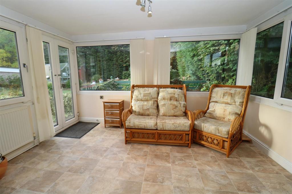 Fitzwilliam Street, Swinton, Mexborough 2 bed detached bungalow £190,000