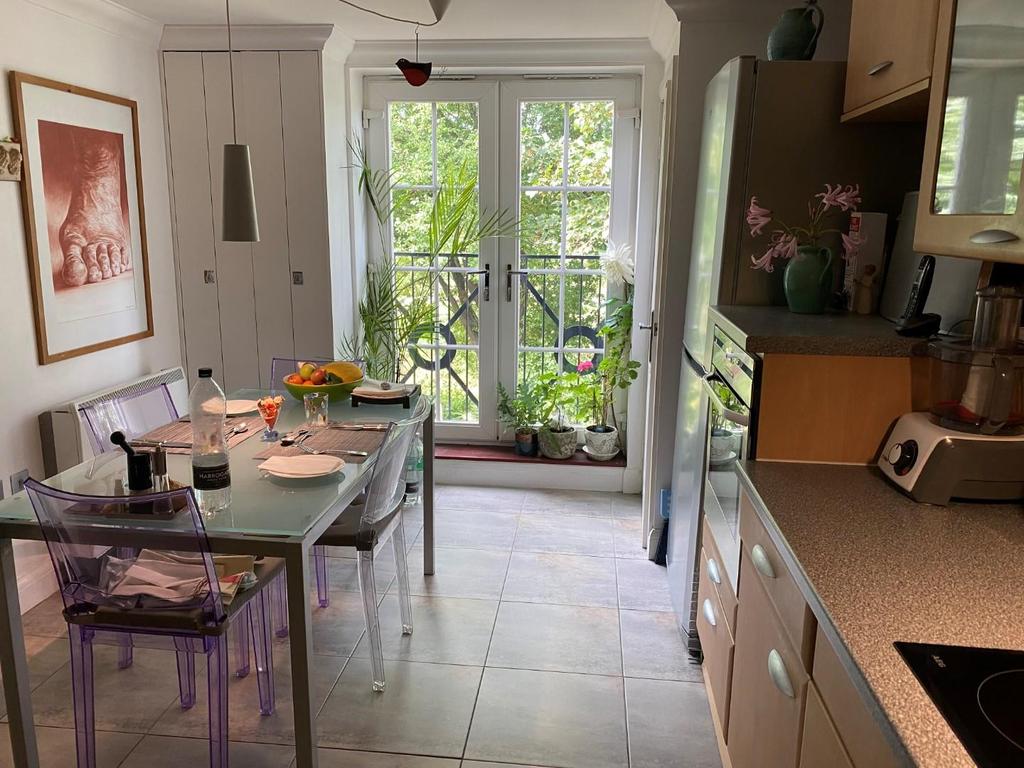 Linen Street, Warwick 2 bed apartment £267,500