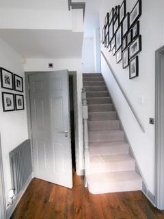 23 Cae Canol, Penarth, CF64 3RL