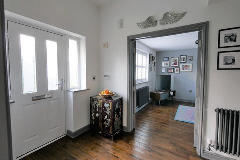 23 Cae Canol, Penarth, CF64 3RL