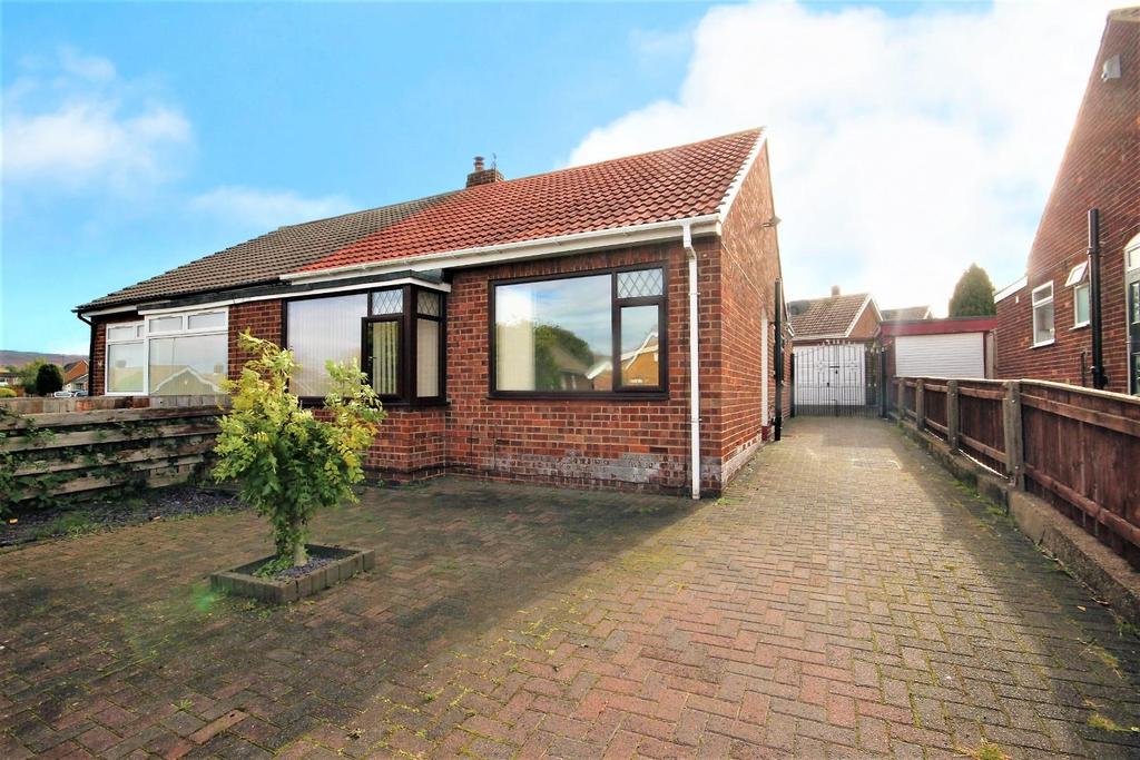 Lilac Road, Ormesby, Middlesbrough 2 bed semidetached bungalow £140,000