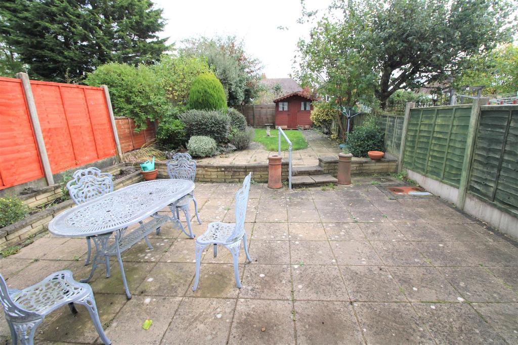 Sherwood Close, Hall Green, Birmingham 3 bed semidetached house £275,000