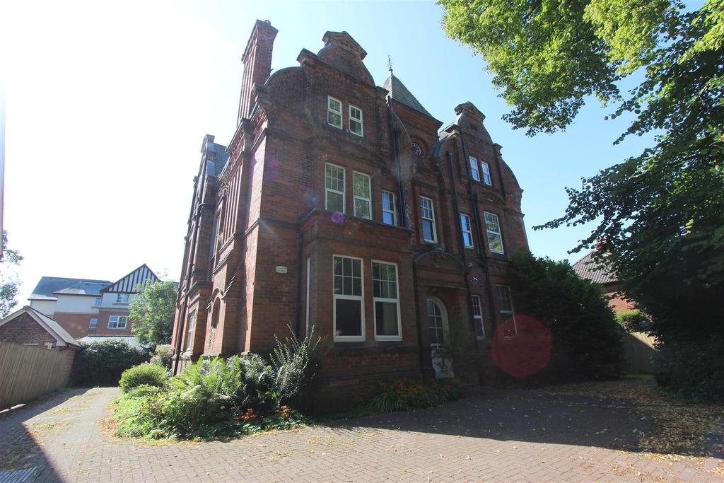 Milbank Road, Darlington 2 bed apartment £495 pcm (£114 pw)