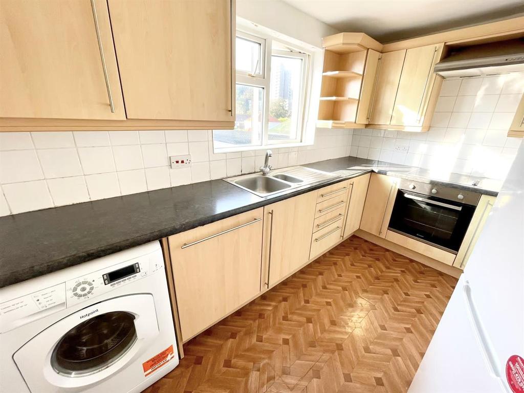 Marett Road, St. Helier, Jersey 2 bed apartment - £415,000