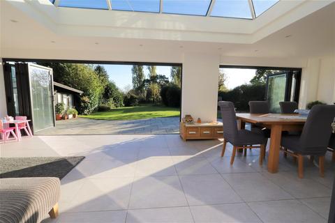 Mill House Magpie Lane, Little Warley, Brentwood, CM13 3DT
