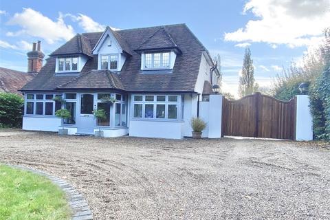 Mill House Magpie Lane, Little Warley, Brentwood, CM13 3DT