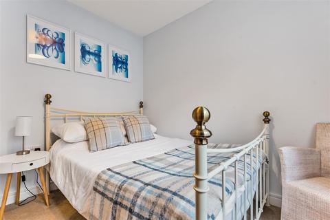 10 Clock Tower Court, Duporth, St Austell, PL26 6DU