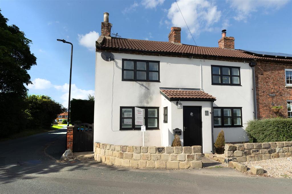 Silver Street, Scruton, Northallerton 3 bed semidetached house £295,000