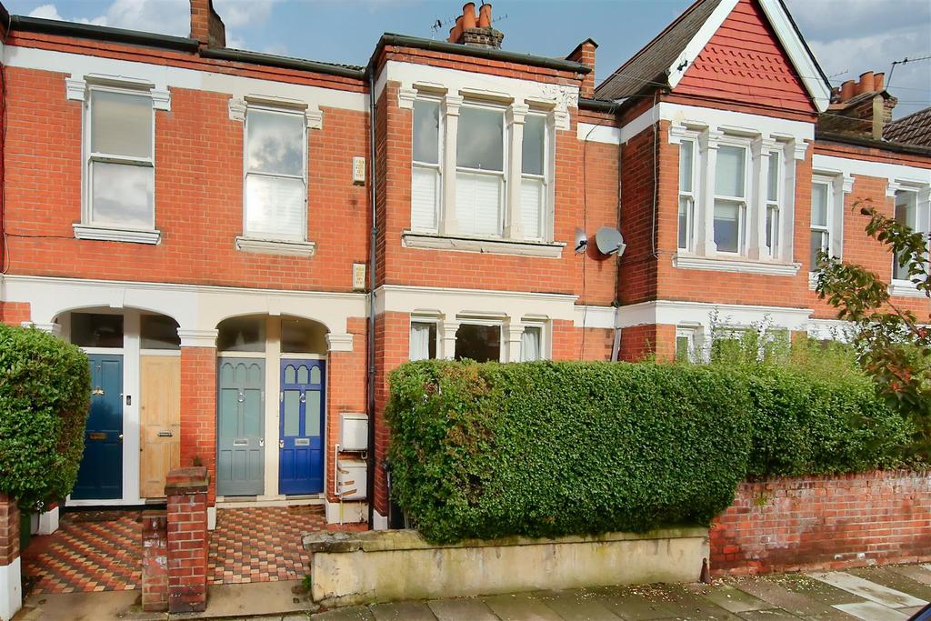 Quinton Street Earlsfield London 2 bed £1,850 pcm (£427 pw)