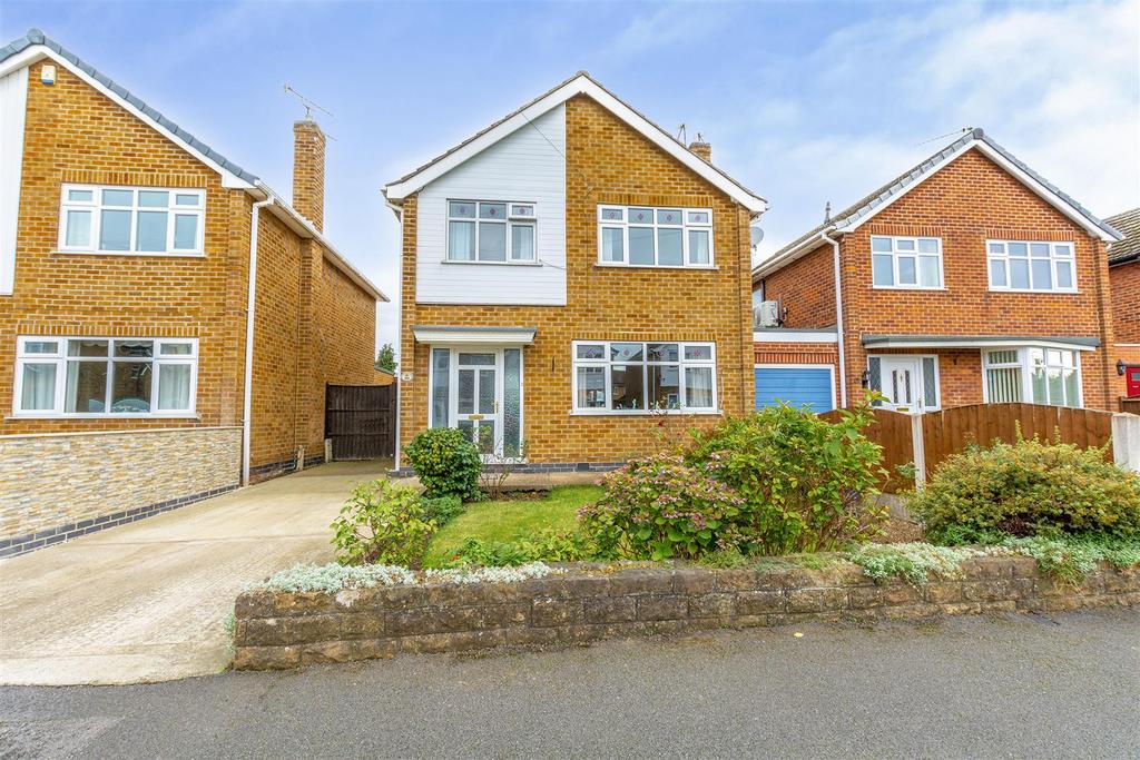 Erewash Grove, Toton 3 bed detached house £300,000