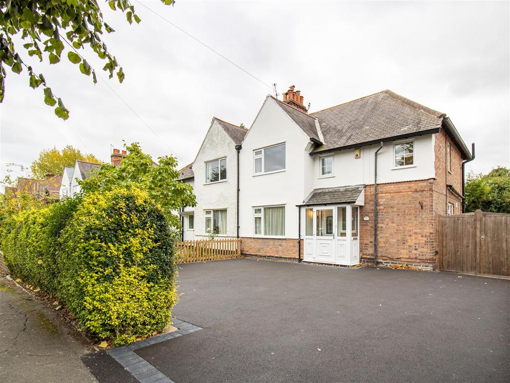 Eltham Road, West Bridgford, Nottingham 3 bed semidetached house £