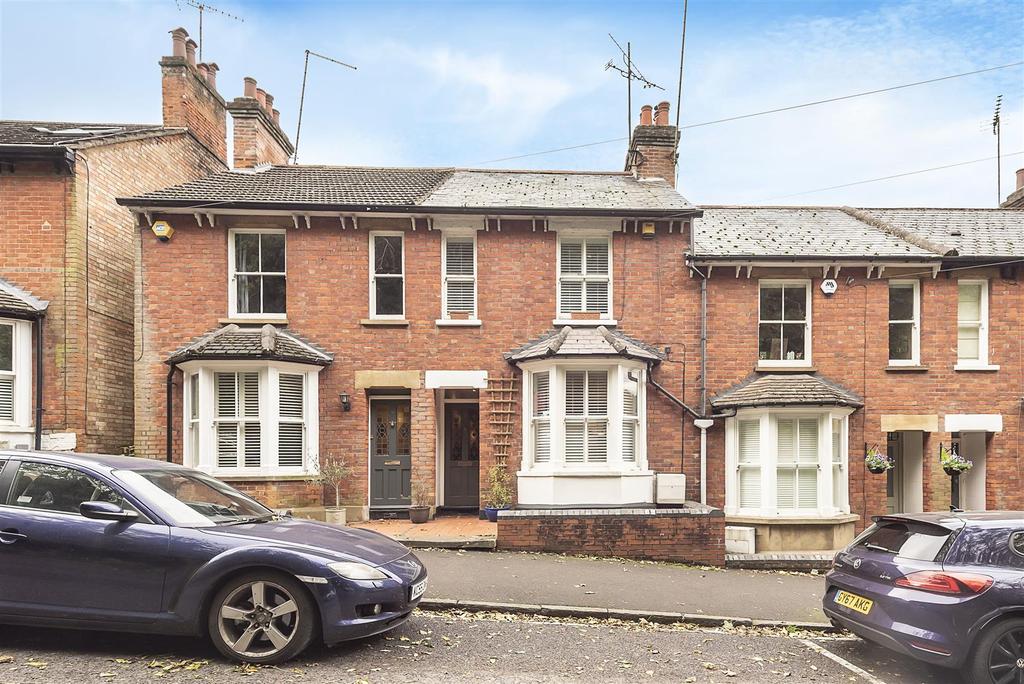 Park Hill, Harpenden 2 bed terraced house £650,000