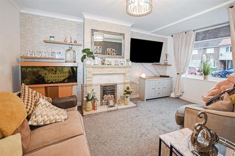 6 Dawnay Drive, Anlaby, Hull, HU10 6TD