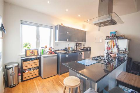 78 Lockside Marina, Chelmsford, CM2 6HF