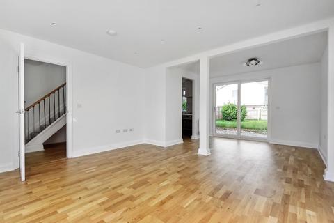 57 Coveham Crescent, Cobham, KT11 1AR