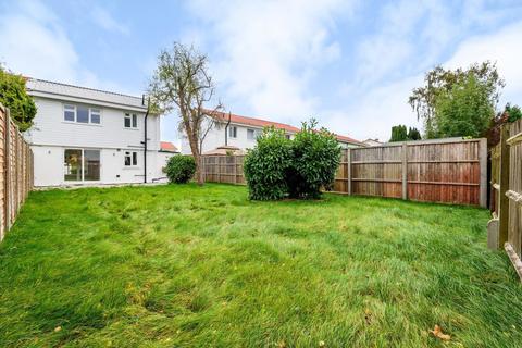 57 Coveham Crescent, Cobham, KT11 1AR