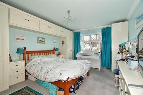 1 Effingham Close, Sutton, SM2 6AF