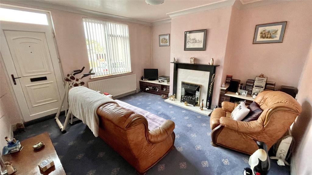 Whitehill Avenue, Barnsley, S70 2 bed townhouse £110,000