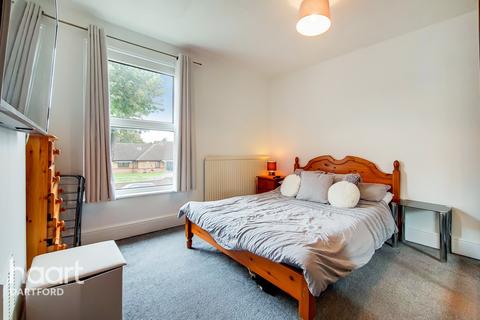 96 Invicta Road, Dartford, DA2 6AZ