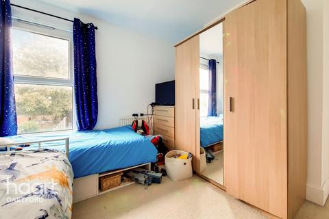 96 Invicta Road, Dartford, DA2 6AZ