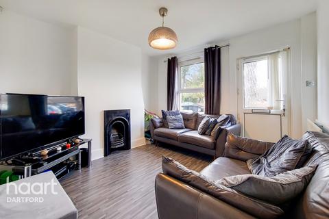 96 Invicta Road, Dartford, DA2 6AZ
