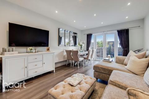 9 Chailey Close, Sidcup, DA15 9BE