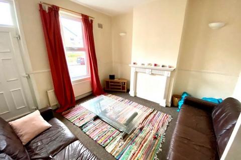 3 bedroom terraced house to rent - 12 Baron Street, City Centre