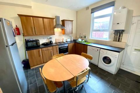 3 bedroom terraced house to rent - 12 Baron Street, City Centre
