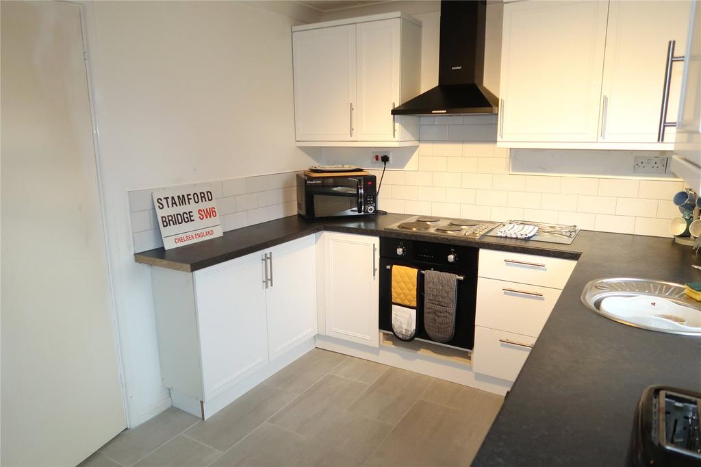 Balfour Drive, Calcot, Reading, RG31 2 bed semidetached house £325,000