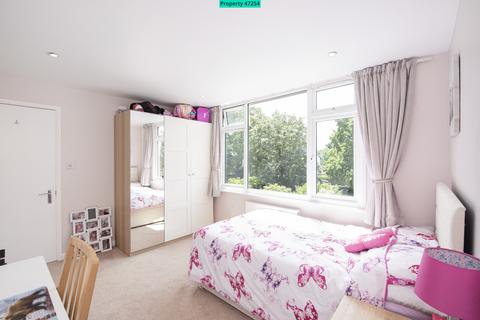 5 bedroom terraced house to rent, Kingfield Road, London, W5