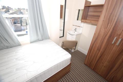 undefined, Chapel Cross, Chapel Street, Leamington Spa, CV31