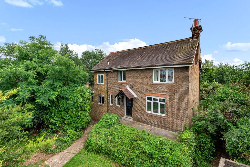Tonbridge Road, Barming 4 bed detached house £575,000