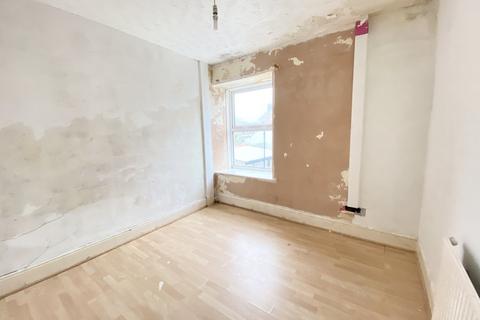 12 Castle Road, Penzance, TR18 2AX