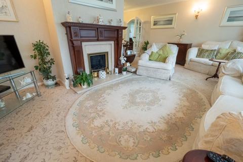 18 Marabou Drive, Darwen, BB3 0JN
